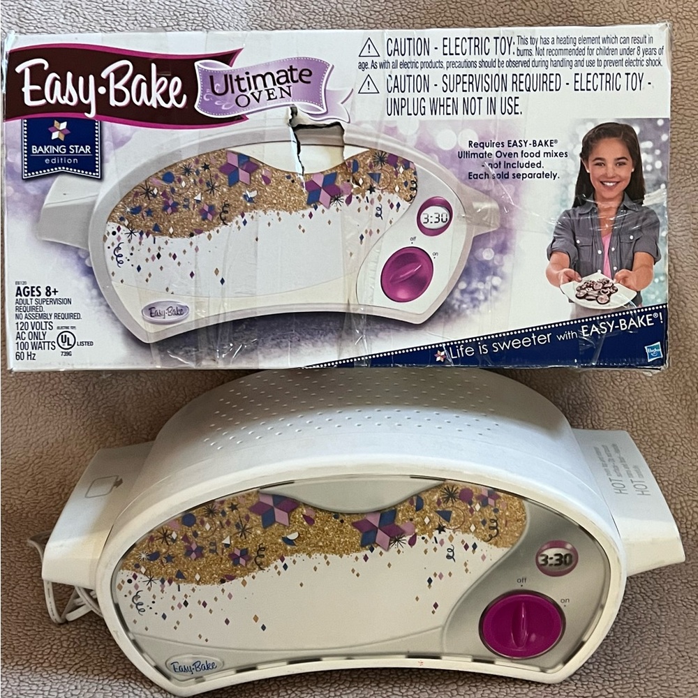 2015 Hasbro Easy Bake Oven Ultimate Oven Clean Works